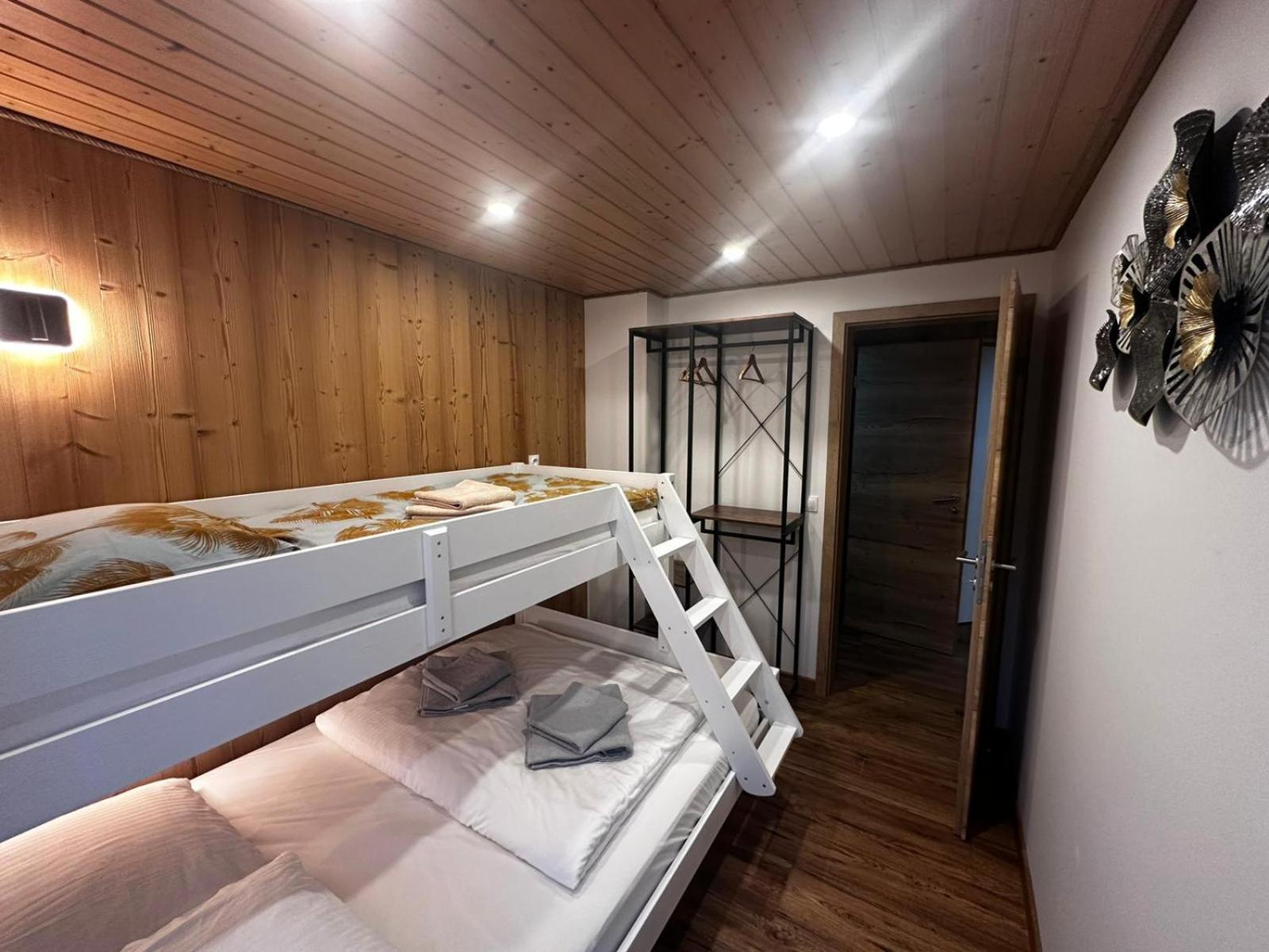 Les Chalets Bambi & Jacuzzi Privatif La Bresse Δωμάτιο φωτογραφία